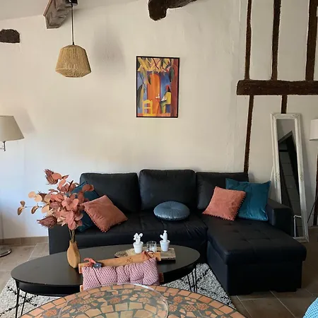 Apartment Vue Imprenable Cite - 4 Personnes *